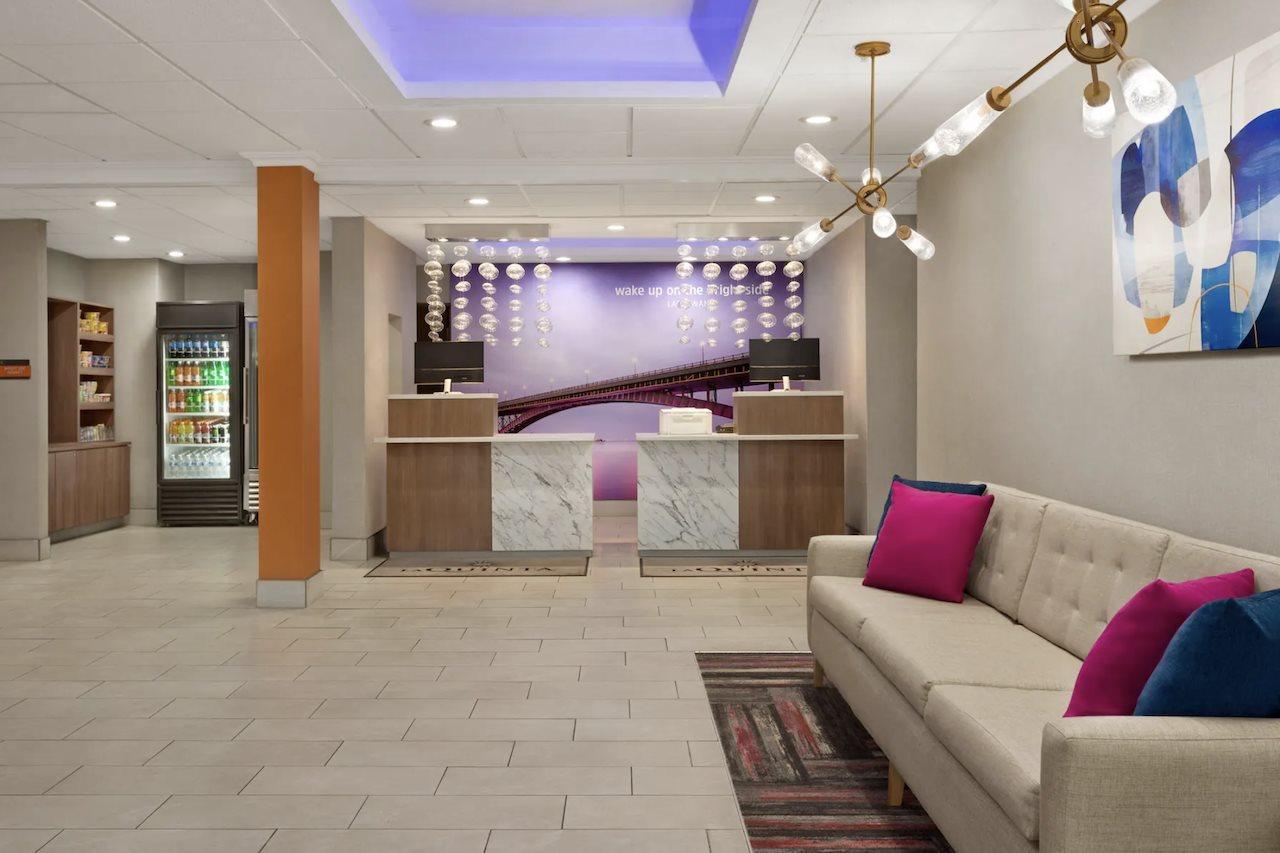 La Quinta By Wyndham Lackawanna Esterno foto