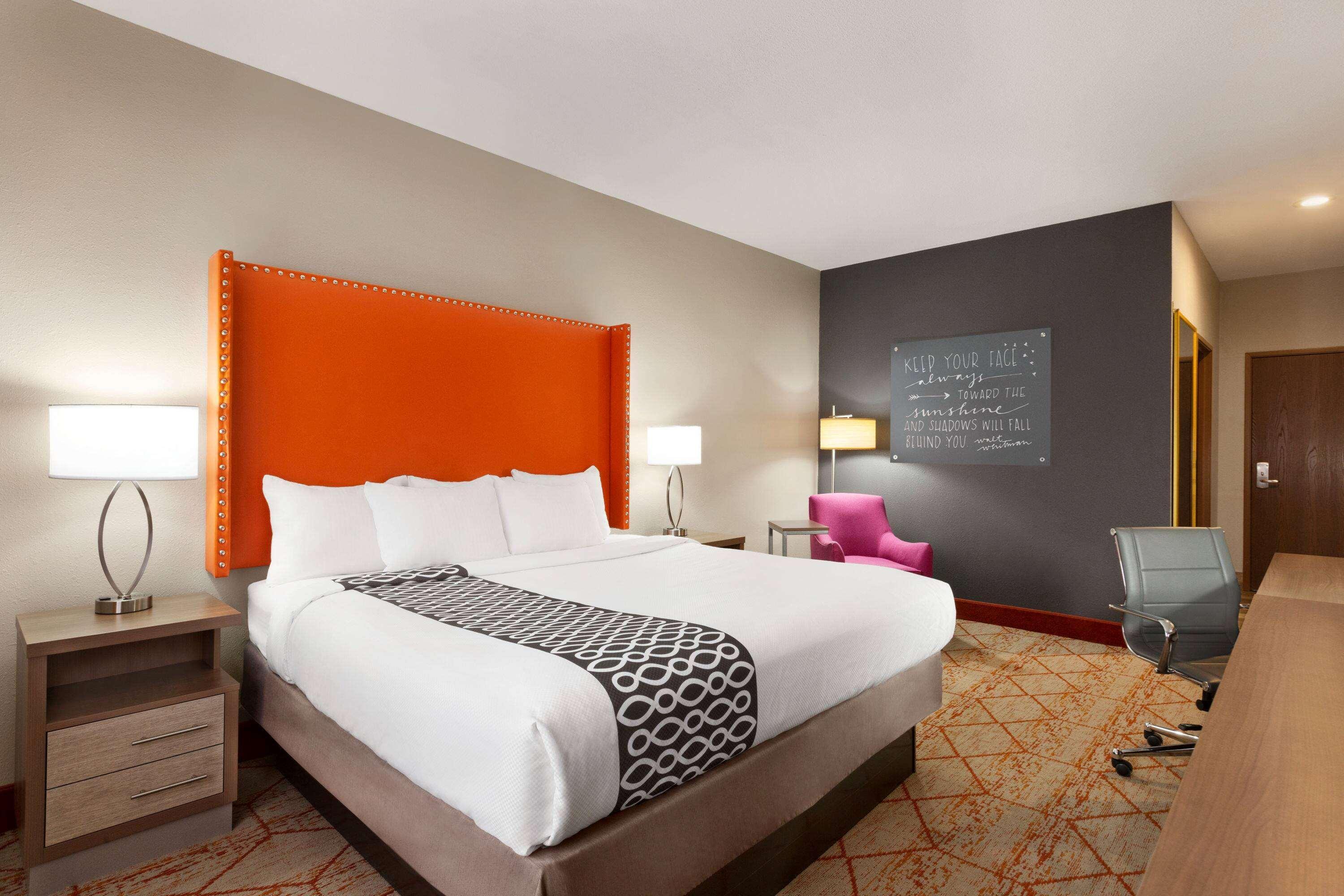 La Quinta By Wyndham Lackawanna Esterno foto