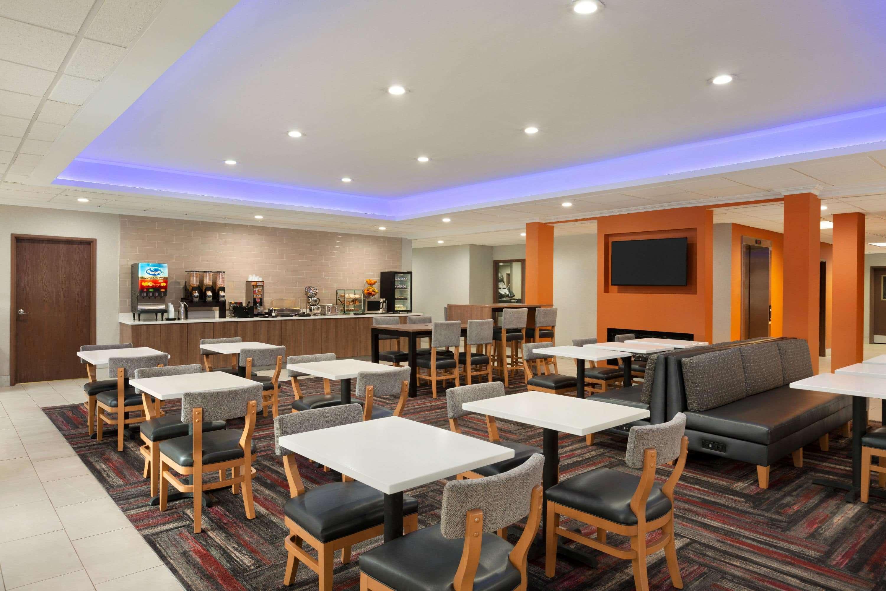 La Quinta By Wyndham Lackawanna Esterno foto