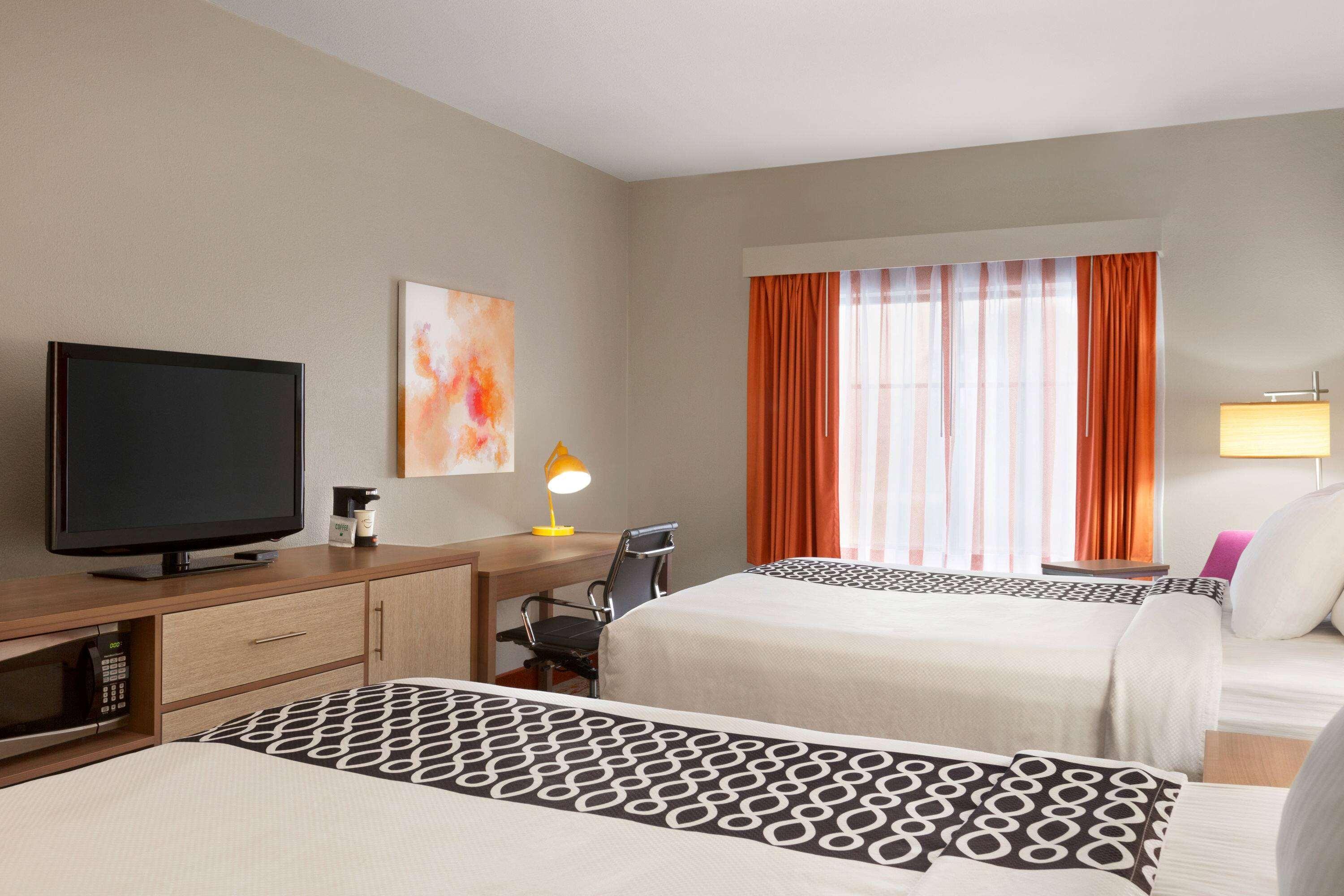 La Quinta By Wyndham Lackawanna Esterno foto