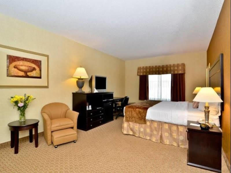 La Quinta By Wyndham Lackawanna Esterno foto